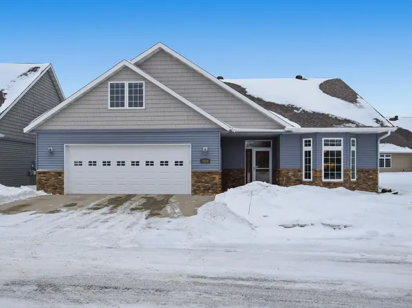 3636 Cypress Ln S, Fargo, ND 58104