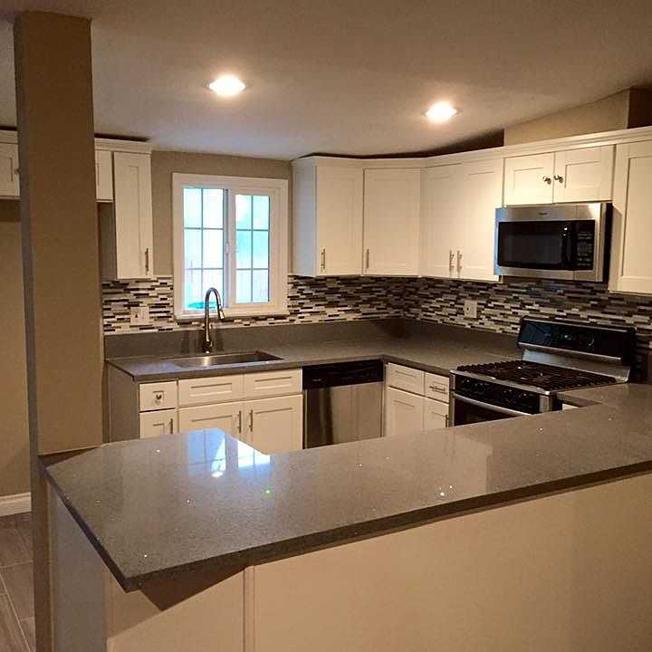 2nd image of 1411 N Allyn Ave