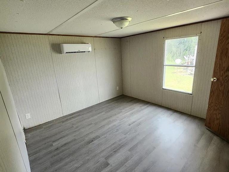 1344 Highway 57 S #19 — Photo 5