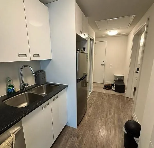 652 Princess St #921 — Photo 13