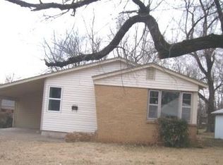1207 N Warren Ave, Springfield, MO 65802