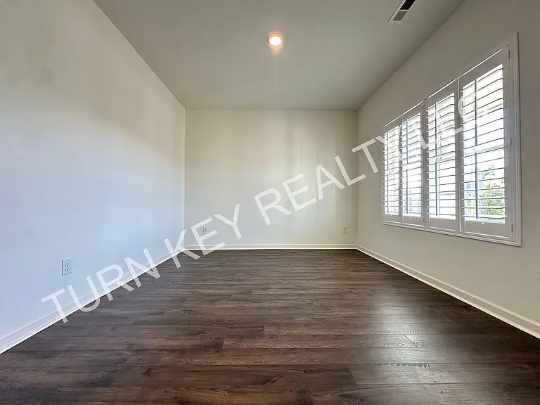 9521 Firebrick Dr — Photo 12