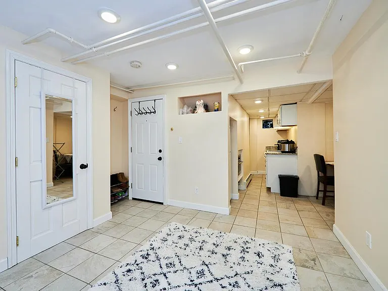 375 Broadway #B1 — Photo 5