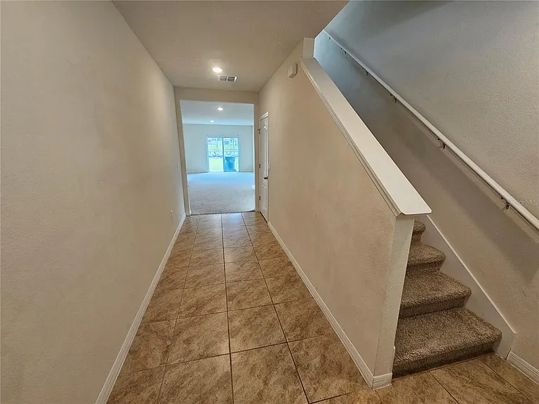 1387 Berry Ln — Photo 5