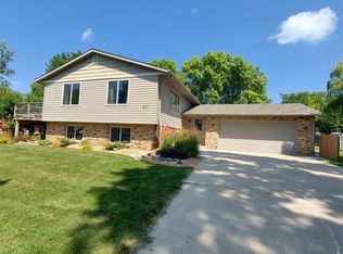 801 11 1/2 Ave SE, Willmar, MN 56201