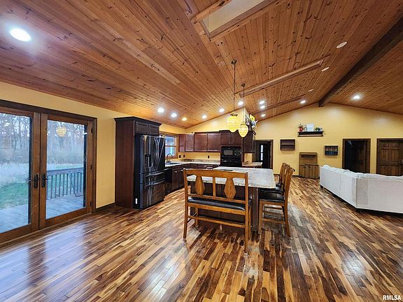 5th image of 253 Ween Rd