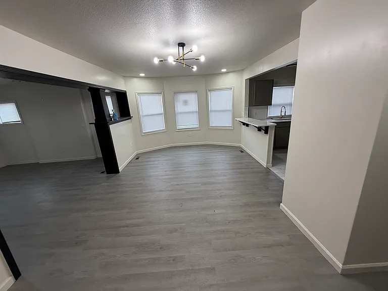 3901 Benton Blvd — Photo 9