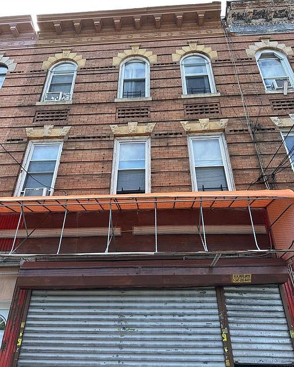 1st image of 980 Sutter Avenue