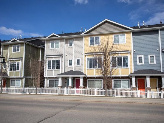 5210 S Lakeshore Dr 108 Sylvan Lake Ab T4s 1e8 Mls A1090999 Zillow