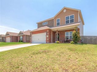 25182 E 93rd St S, Broken Arrow, OK 74014