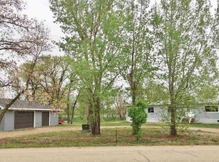 6311 54th Ave SE, Minot, ND 58701
