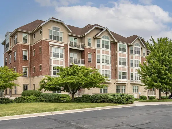 4110 South Lake DRIVE #241, Saint Francis, WI 53235