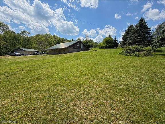 3rd image of 44073 Bell Rd