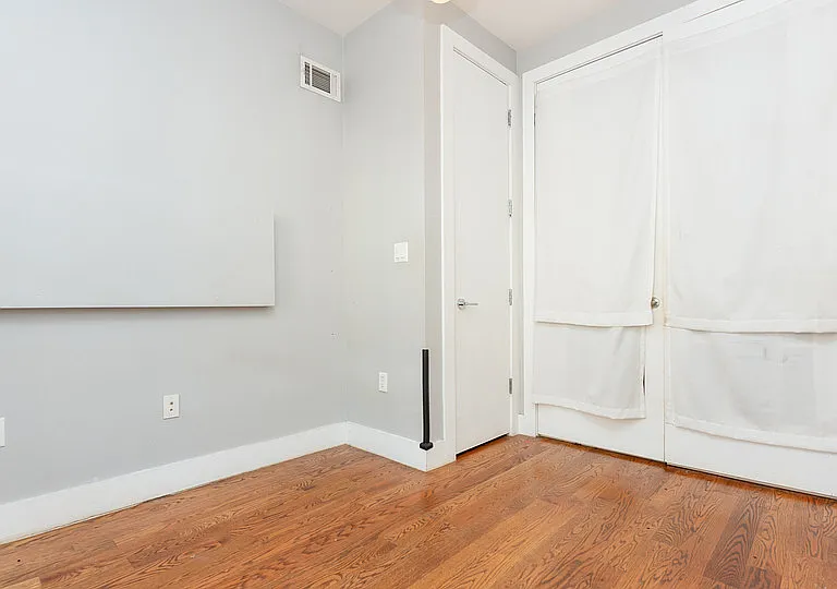 102 Rogers Ave #4 — Photo 8