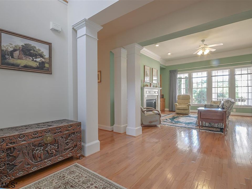 2nd image of 2364 Ferndown Ln