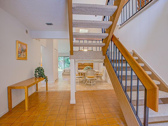2nd image of 1092 Raintree Court