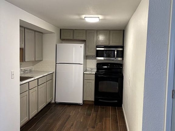 2nd image of 104 E Poplar St APT 14