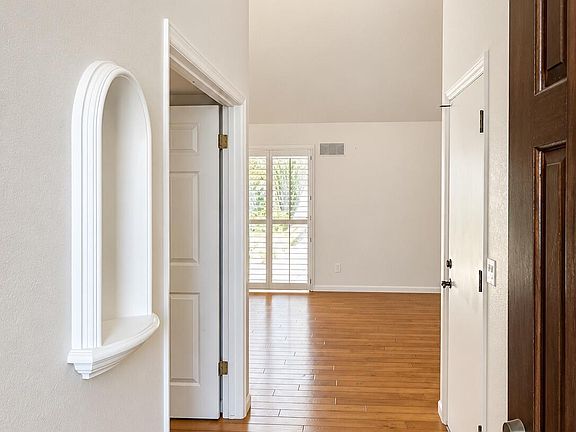 3rd image of 2553 E Georgia Ave