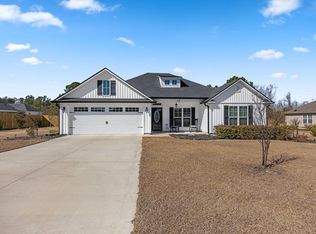 29 Hudson Dr, Ray City, GA 31645