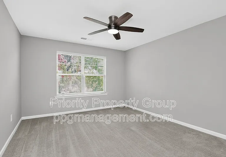 16436 Palisades Commons Dr — Photo 29