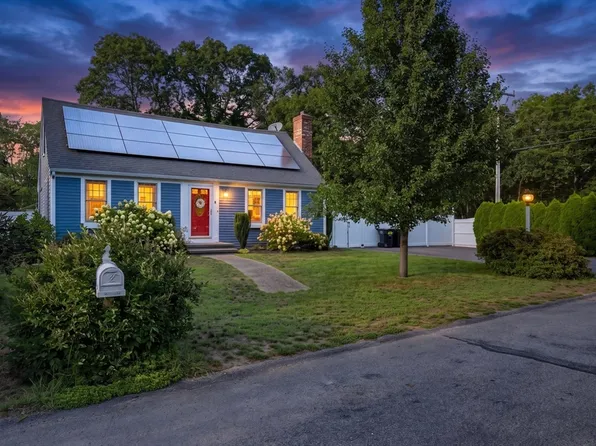 2 Pheasant Ln, South Dennis, MA 02660