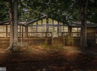 26 Mount Holly Ct, Montross, VA 22520