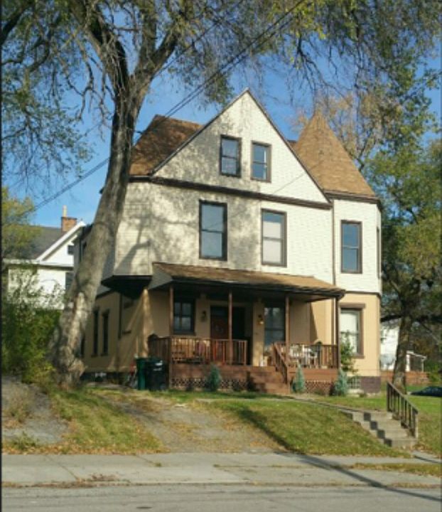 1st image of 322 McGregor Ave