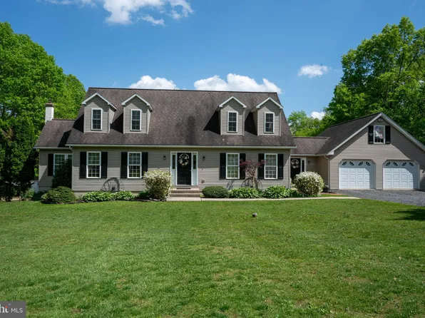 1707 W Rock Rd, Perkasie, PA 18944