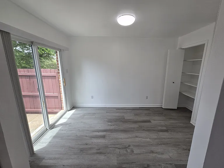 2626 Wayside Dr — Photo 8