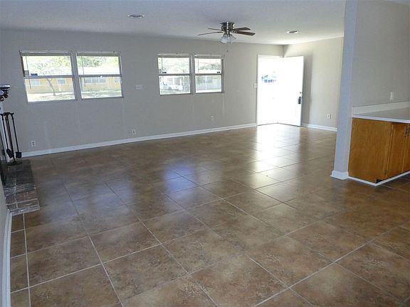 4th image of 3609 S Lakewood Dr