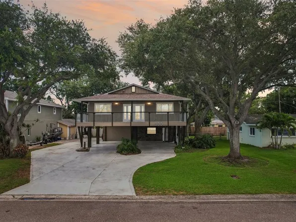 300 90th Ave NE, Saint Petersburg, FL 33702