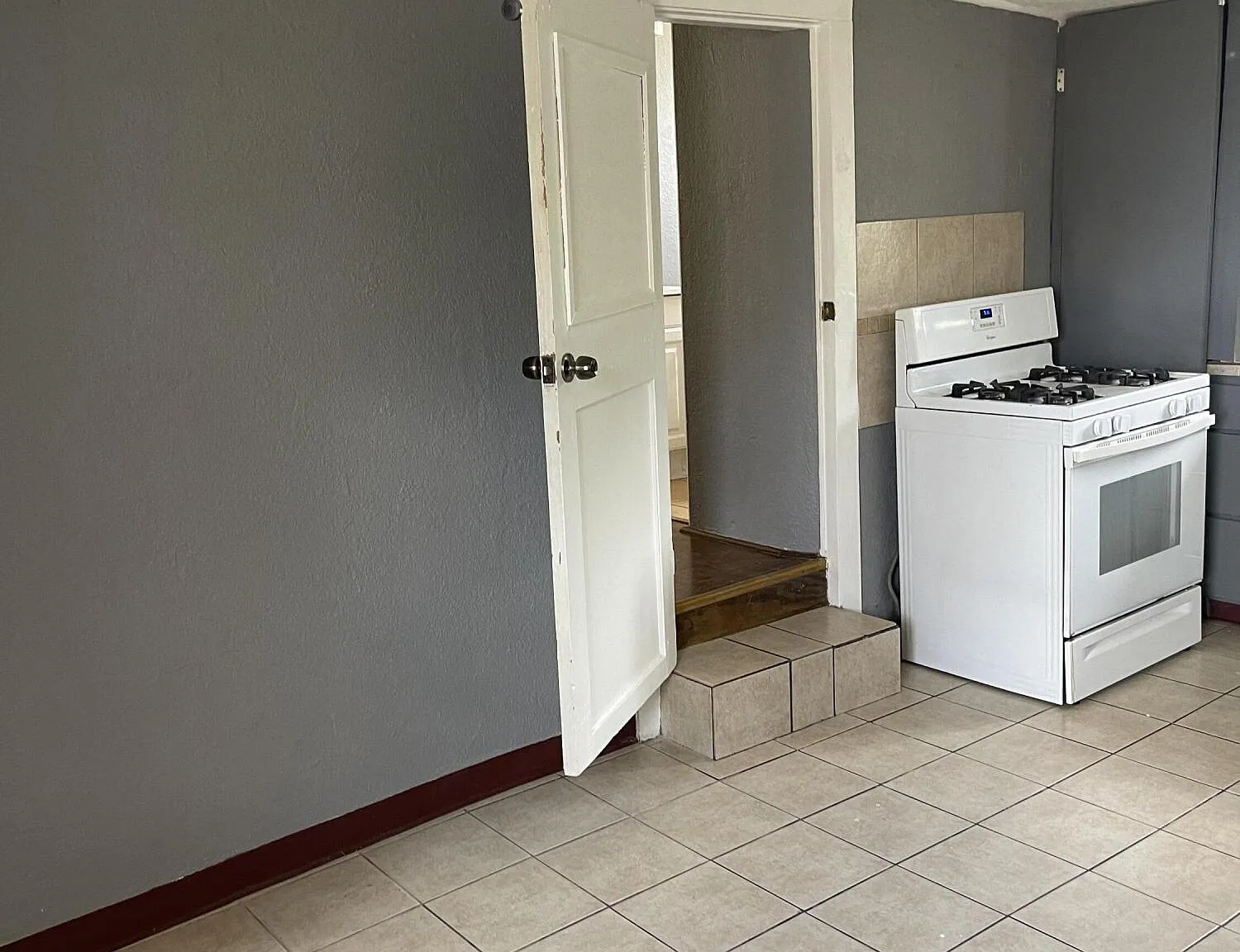 1 bed, 1.0 bath, 525 sqft, $700 — Photo 4