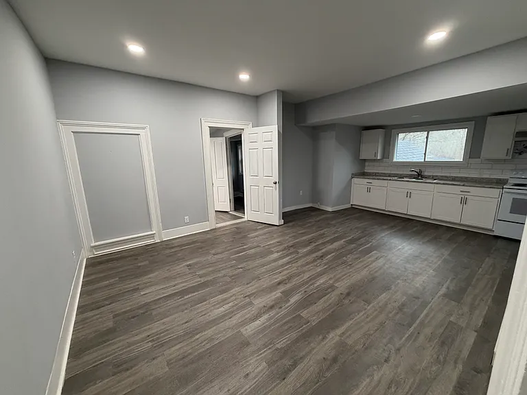 29 Pioneer Rd #A — Photo 7