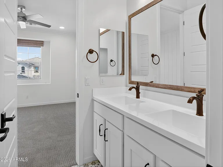 2141 E Flamingo Way — Photo 48