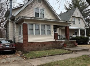 1217 N Garfield Ave, Peoria, IL