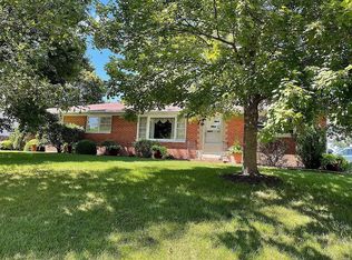 701 Willow Ln, Waterloo, IL 62298