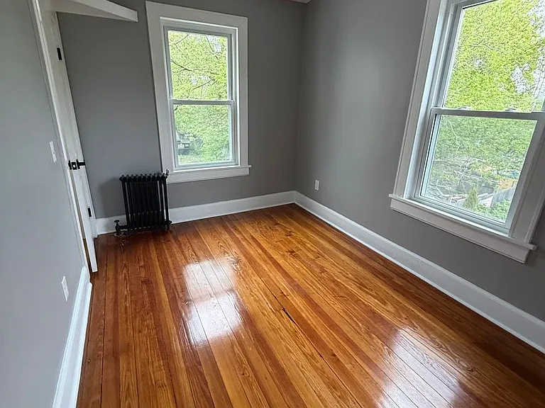266 Linden St — Photo 29