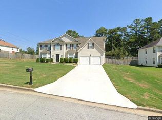 632 Conisburgh Ct, Stone Mountain, GA 30087