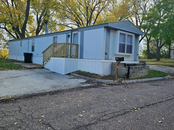 3700 28th St Space 39, Sioux City, IA 51105