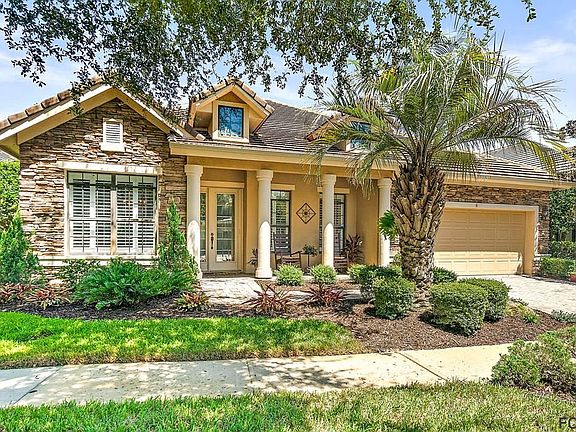 4th image of 6 Jasmine Dr