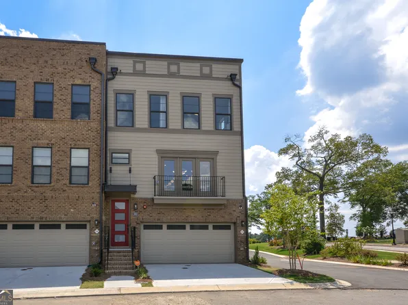 1147 Rivard Cir NW, Atlanta, GA 30318