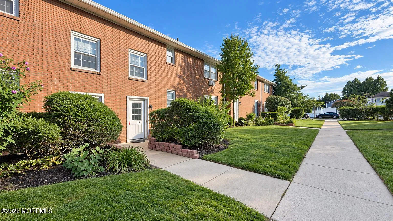 1 bed, 665 sqft, $2,300 — Photo 4