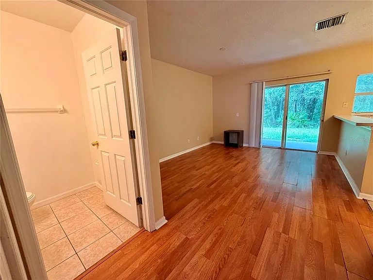 30209 Swinford Ln — Photo 5