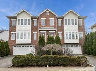 768 Broad Ave FLOOR 2, Ridgefield, NJ 07657