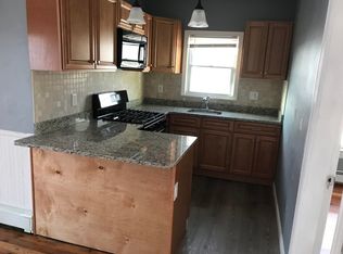 87 Ledge St, Central Falls, RI 02863