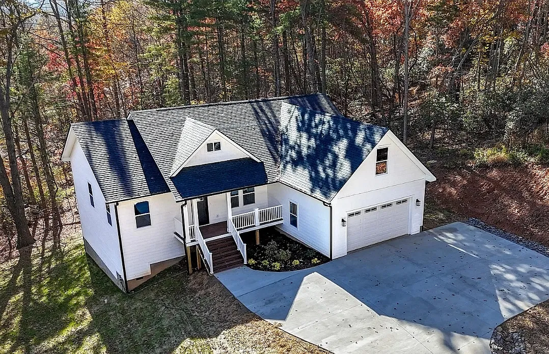 3 bed, 1750 sqft, $3,000 — Photo 3