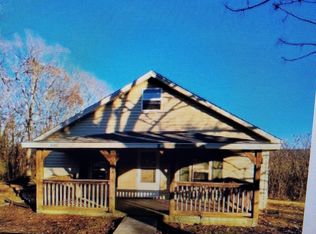 887 S Magnolia Ave, Whitwell, TN 37397