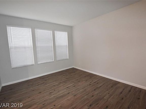5th image of 251 S Green Valley Pkwy Unit 5212