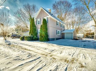 883 Brown Rd, Rochester, NY 14622