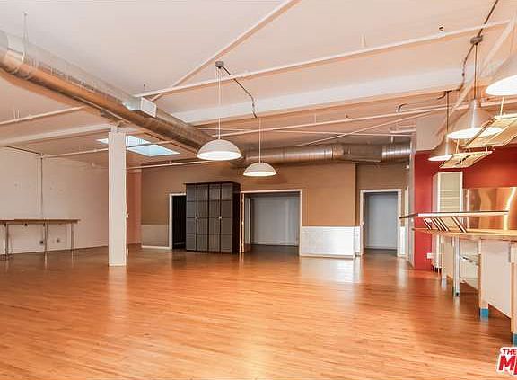 5th image of 500 Molino St Suite 218